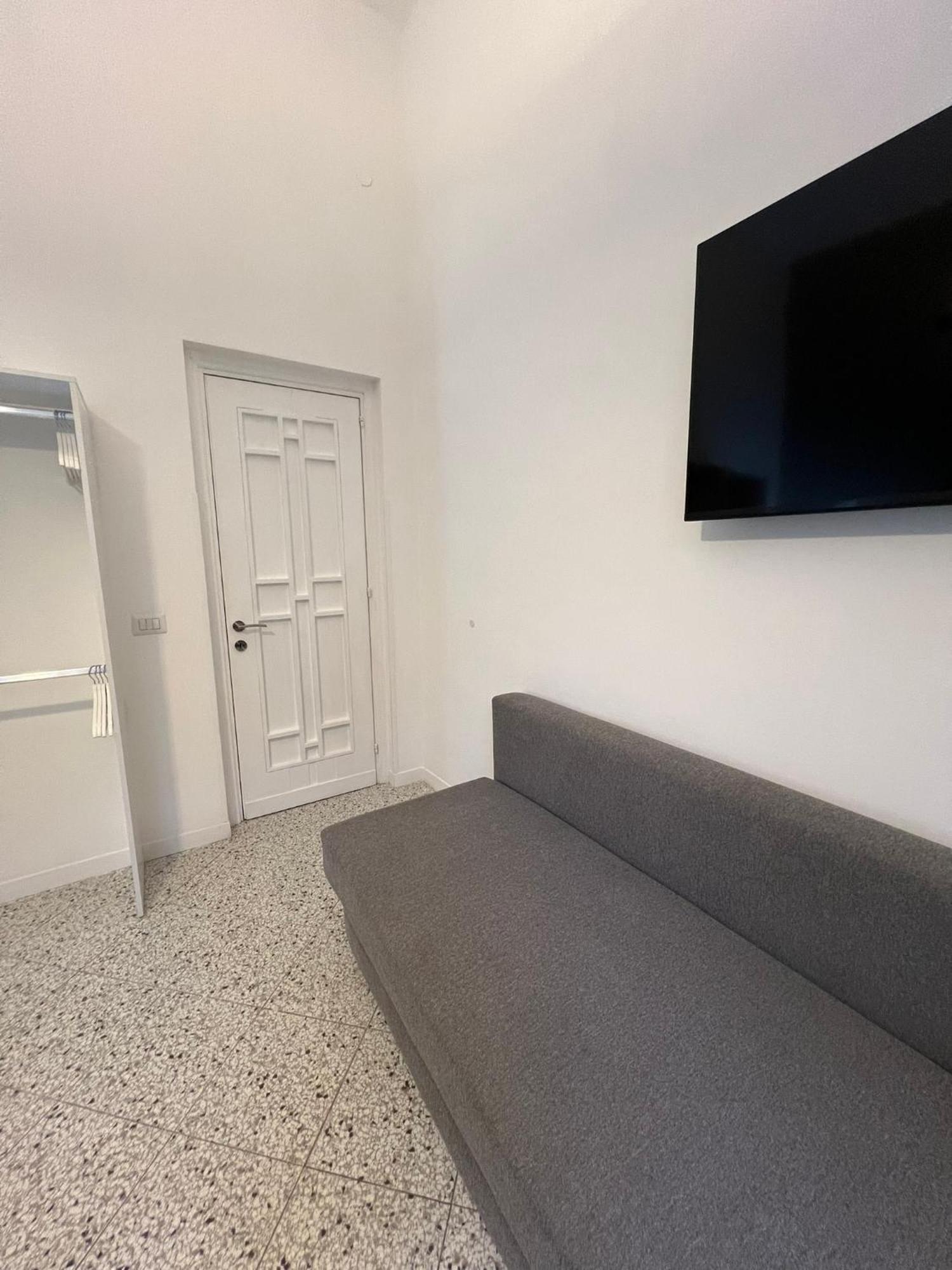 Luxury Room Anelli Center Of Roma Bagian luar foto